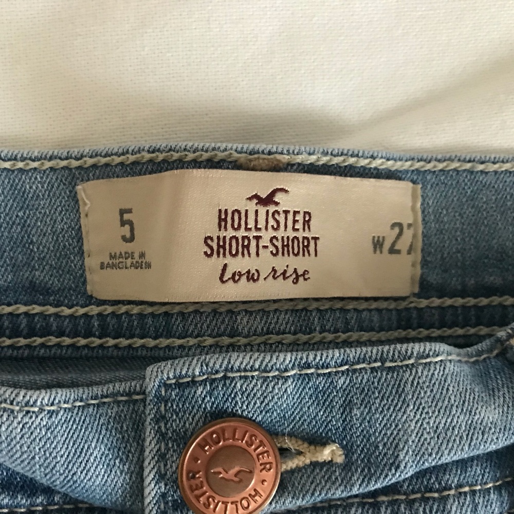 Light wash Jean shorts